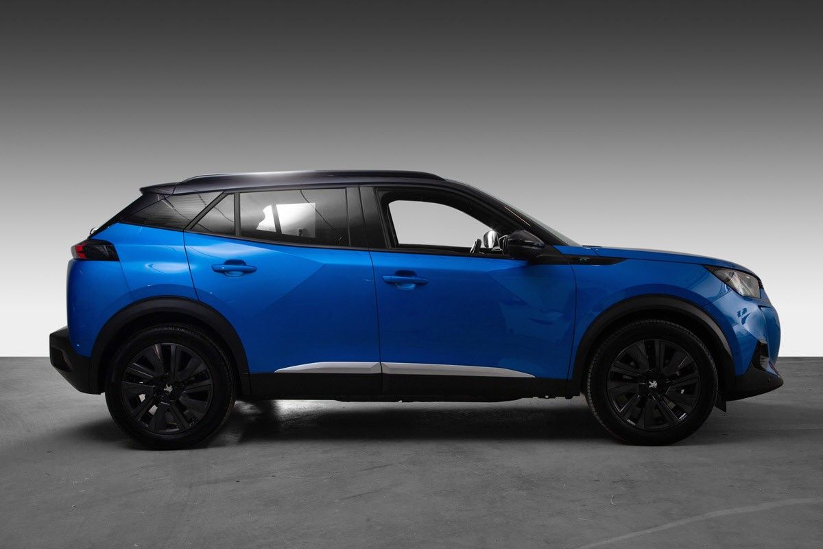 PEUGEOT 2008 II E-2008 136 CH GT - Image 8