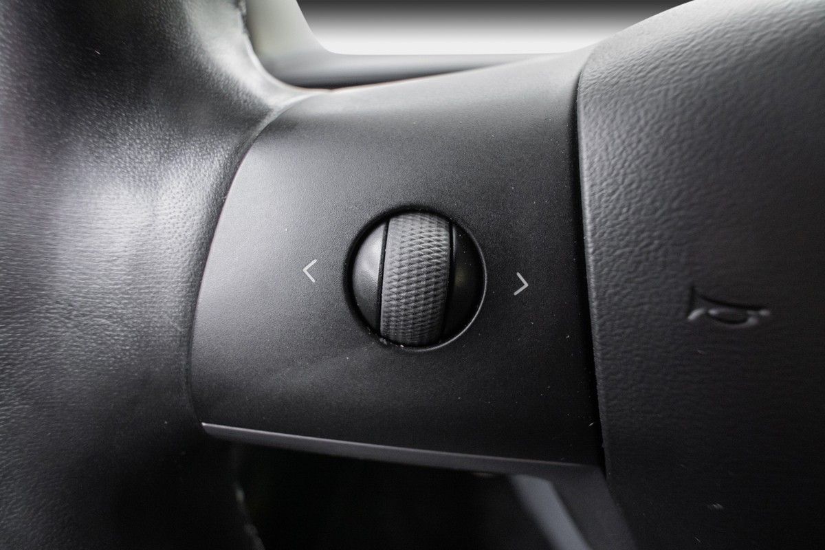 TESLA MODEL 3 LONG RANGE - Image 11