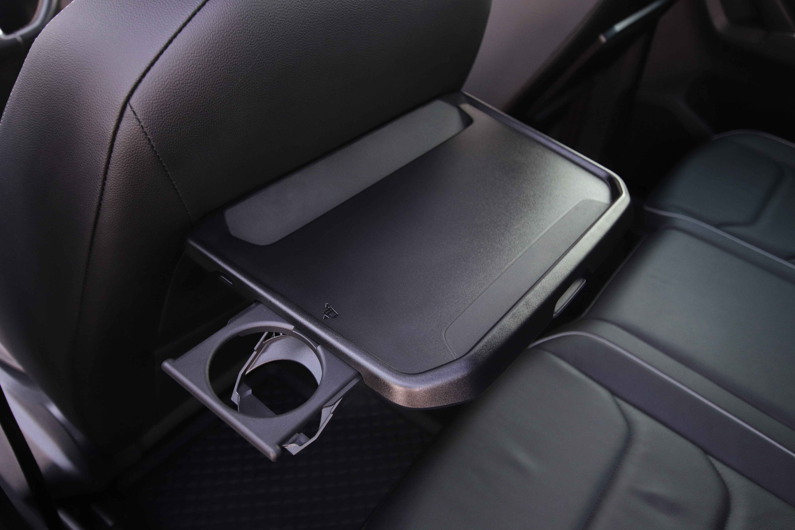 VOLKSWAGEN TIGUAN 2.0 TDI 190 4MOTION DSG7 R LINE - Image 14