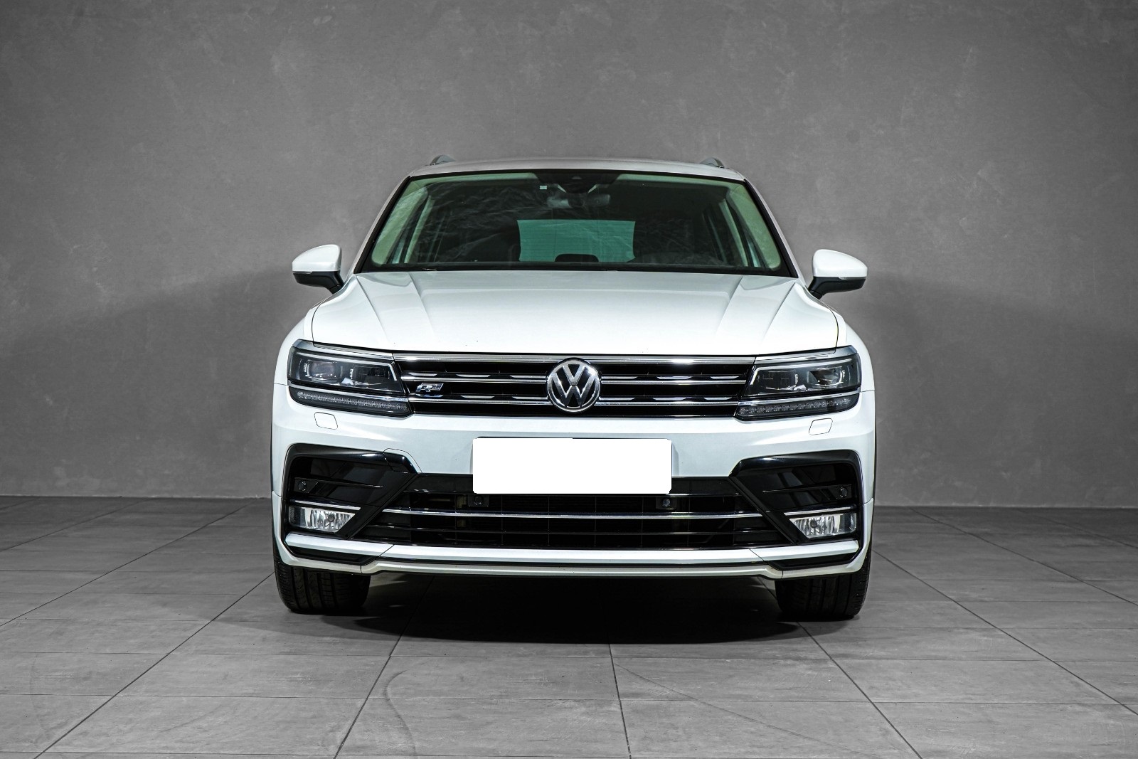 VOLKSWAGEN TIGUAN 2.0 TDI 150 4MOTION R LINE - Image 3