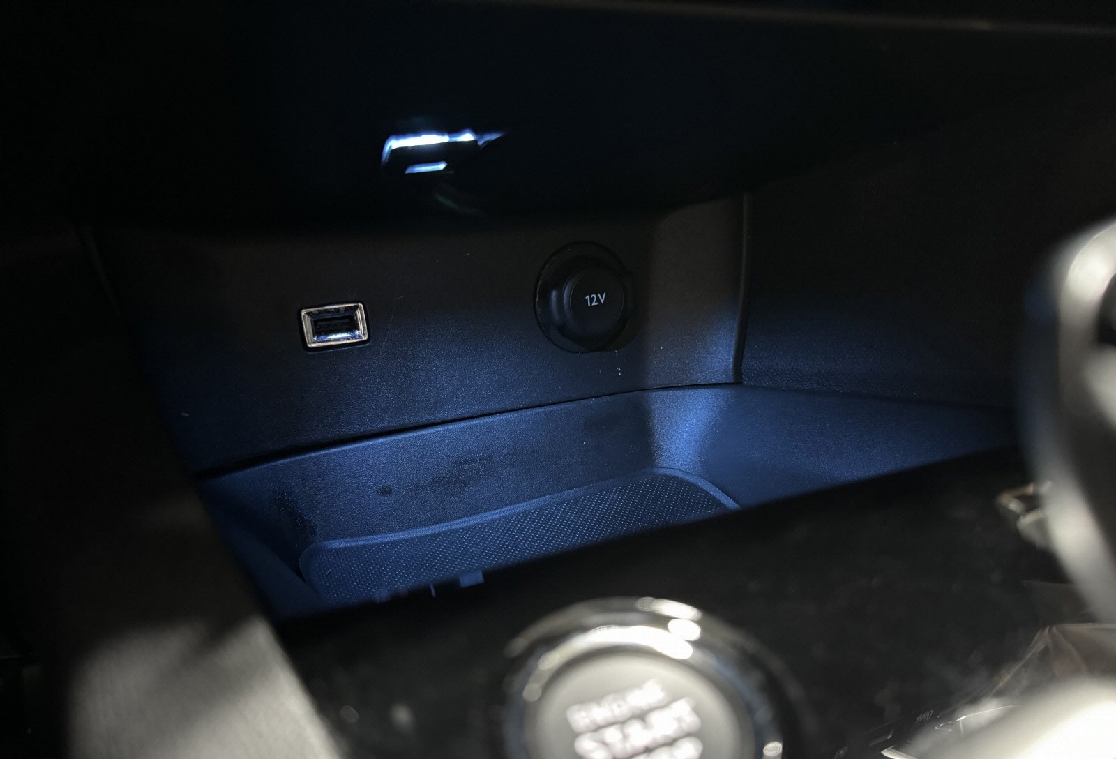 PEUGEOT 5008 II 1.5 BLUEHDi 130CH S&S GT PACK EAT8 - Image 18