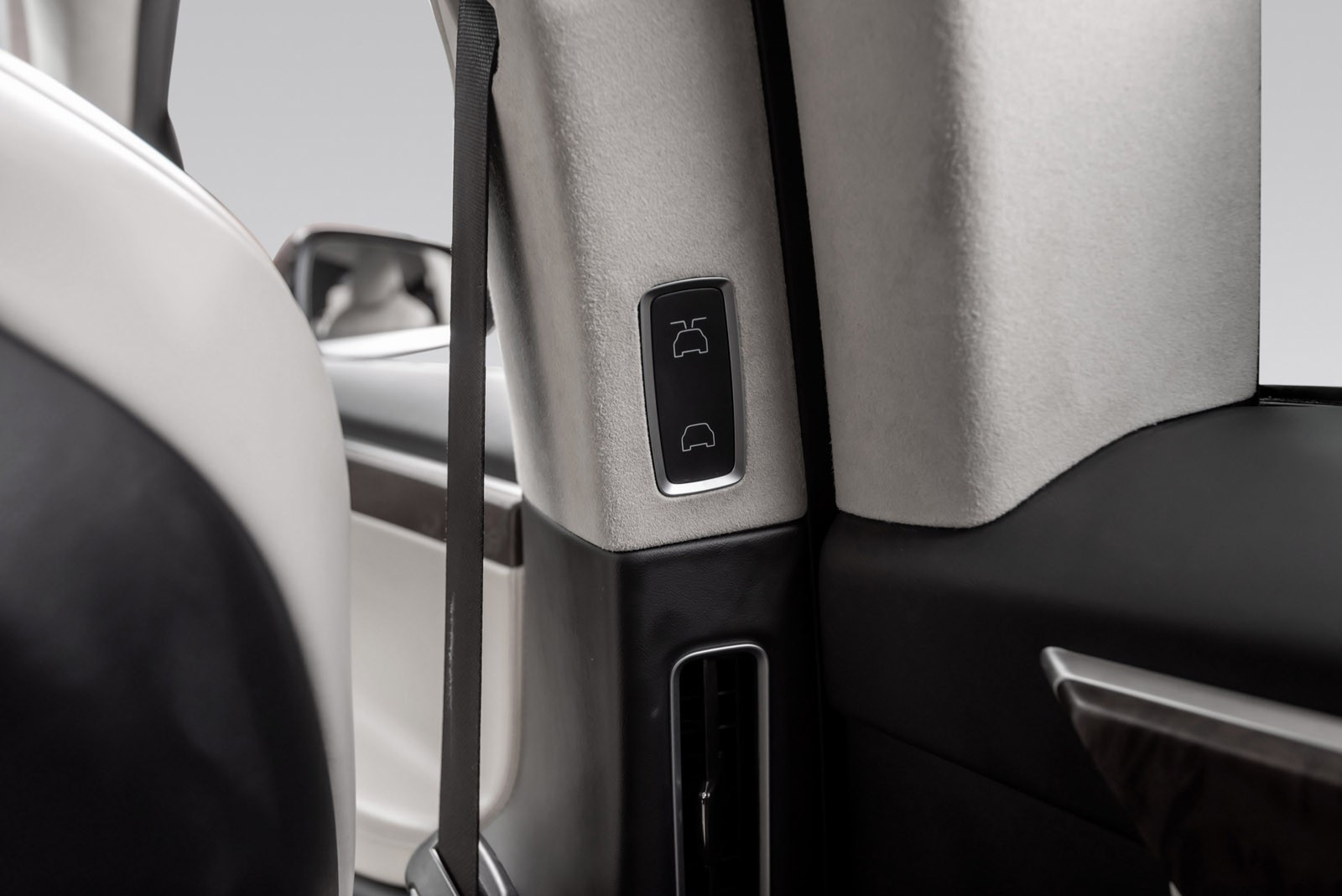 TESLA MODEL X 100D 7 PLACES SUPERCHARGE GRATUITE TRANSFERABLE SC01 - Image 17