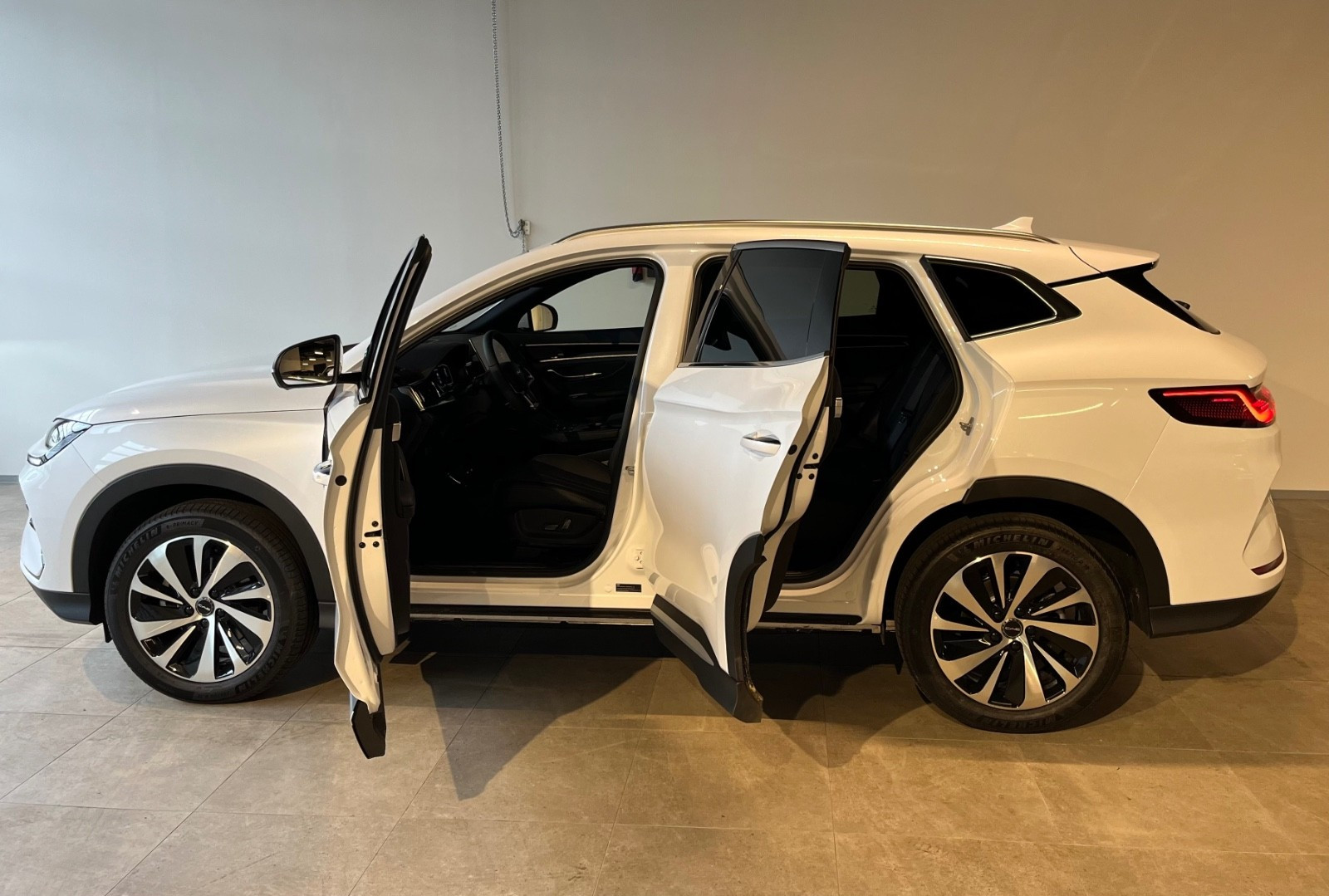 BYD SEAL U DESIGN - Image 5