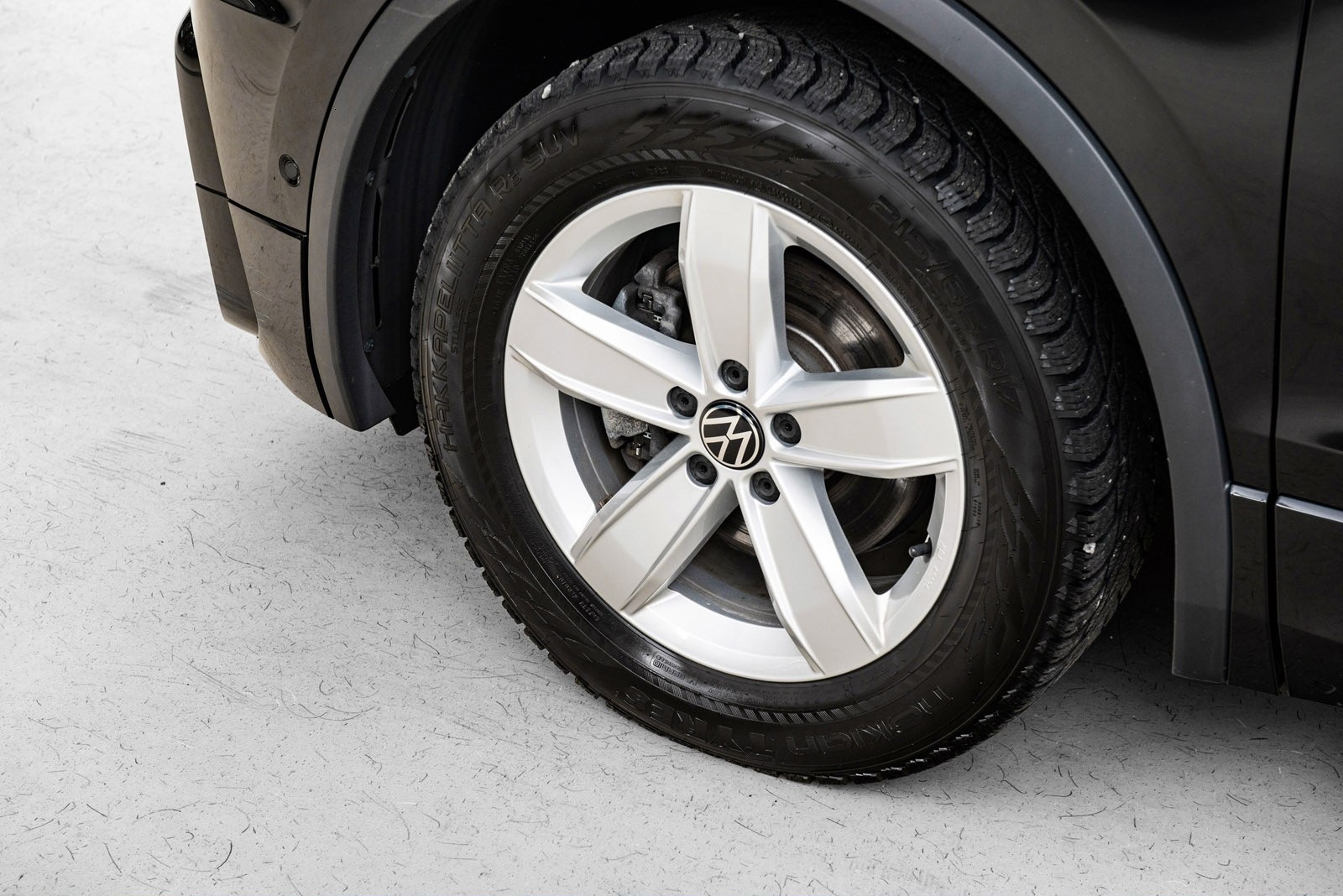 VOLKSWAGEN TIGUAN 2.0 TDI 150CH DSG7 R-LINE EXCLUSIVE - Image 2