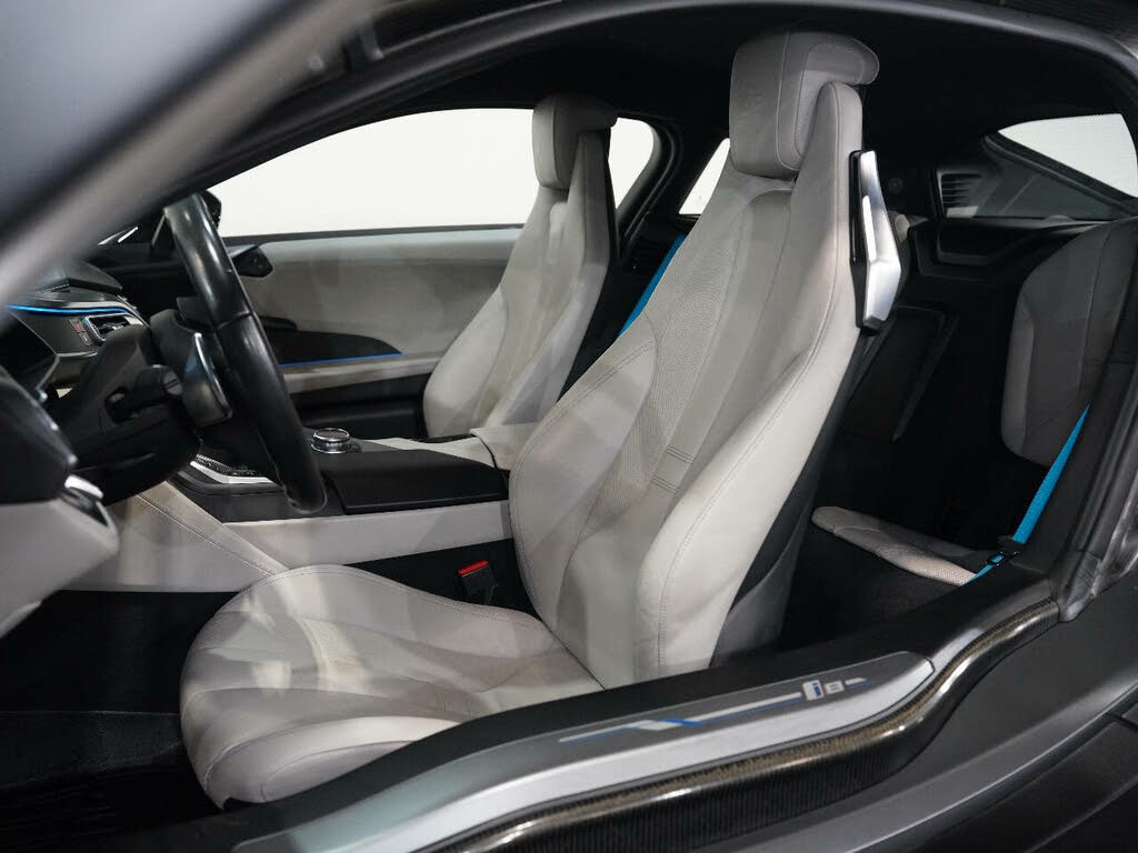 BMW i8 I (I12) PURE IMPULSE - Image 11