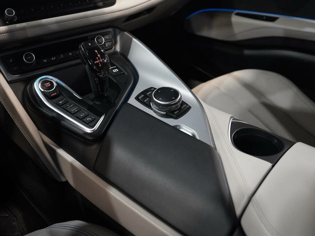 BMW i8 I (I12) PURE IMPULSE - Image 18