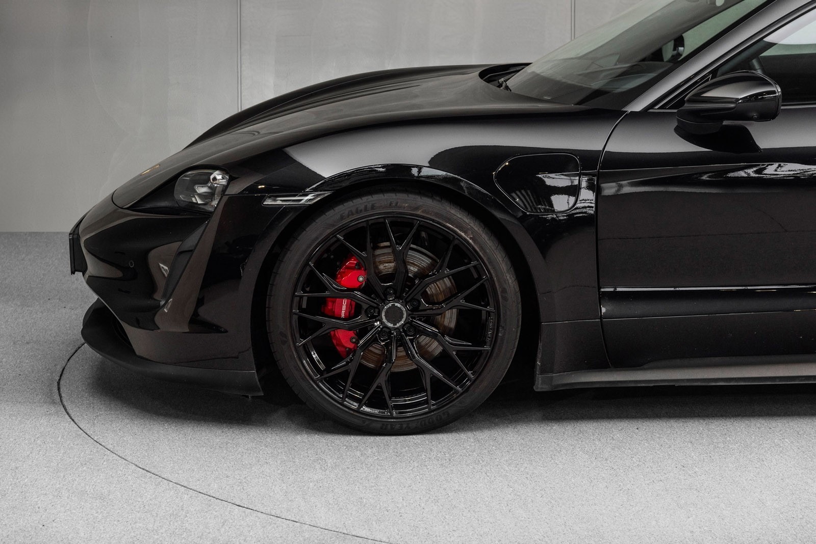 PORSCHE TAYCAN 4S PERFORMANCE PLUS - Image 9