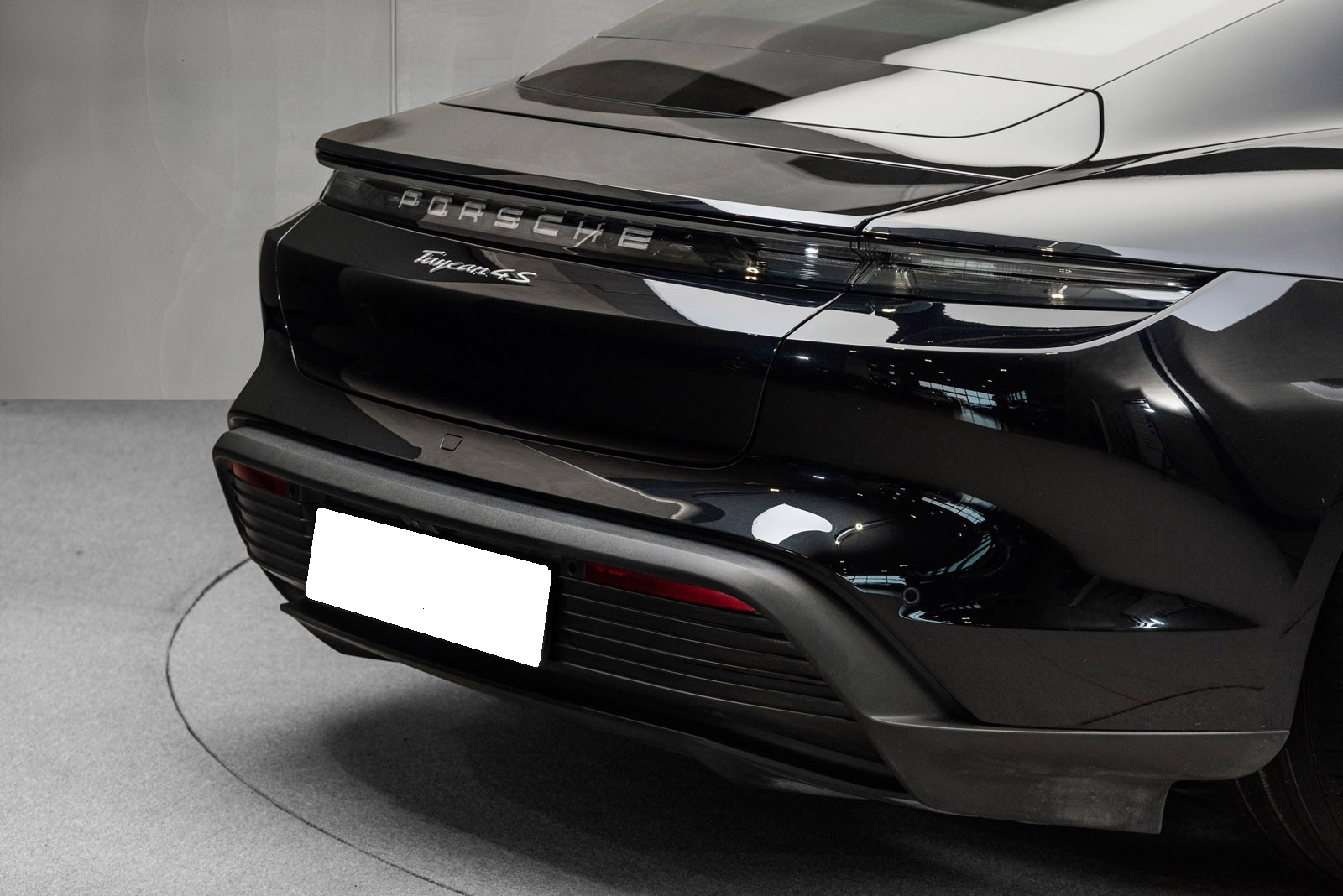 PORSCHE TAYCAN 4S PERFORMANCE PLUS - Image 12