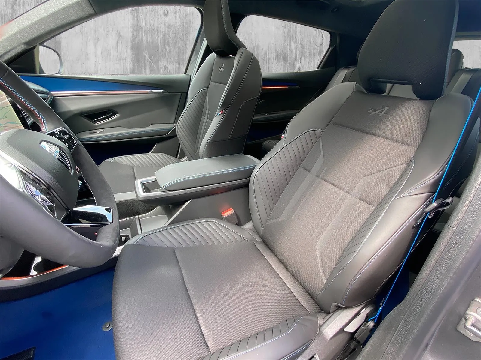 RENAULT SCENIC E-TECH TECHNO ESPRIT ALPINE GRANDE AUTONOMIE - Image 13