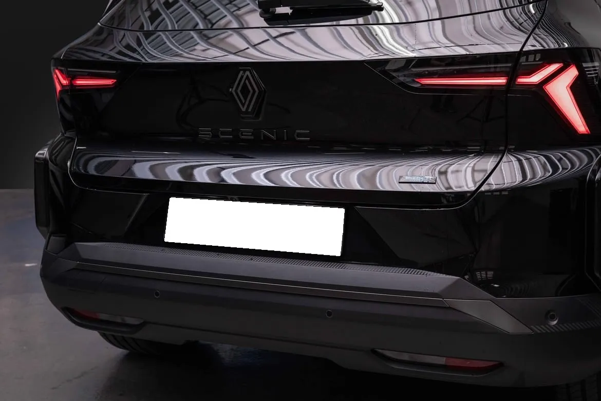 RENAULT SCENIC E-TECH TECHNO ESPRIT ALPINE GRANDE AUTONOMIE - Image 9