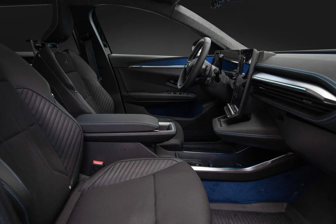 RENAULT SCENIC E-TECH TECHNO ESPRIT ALPINE GRANDE AUTONOMIE - Image 16