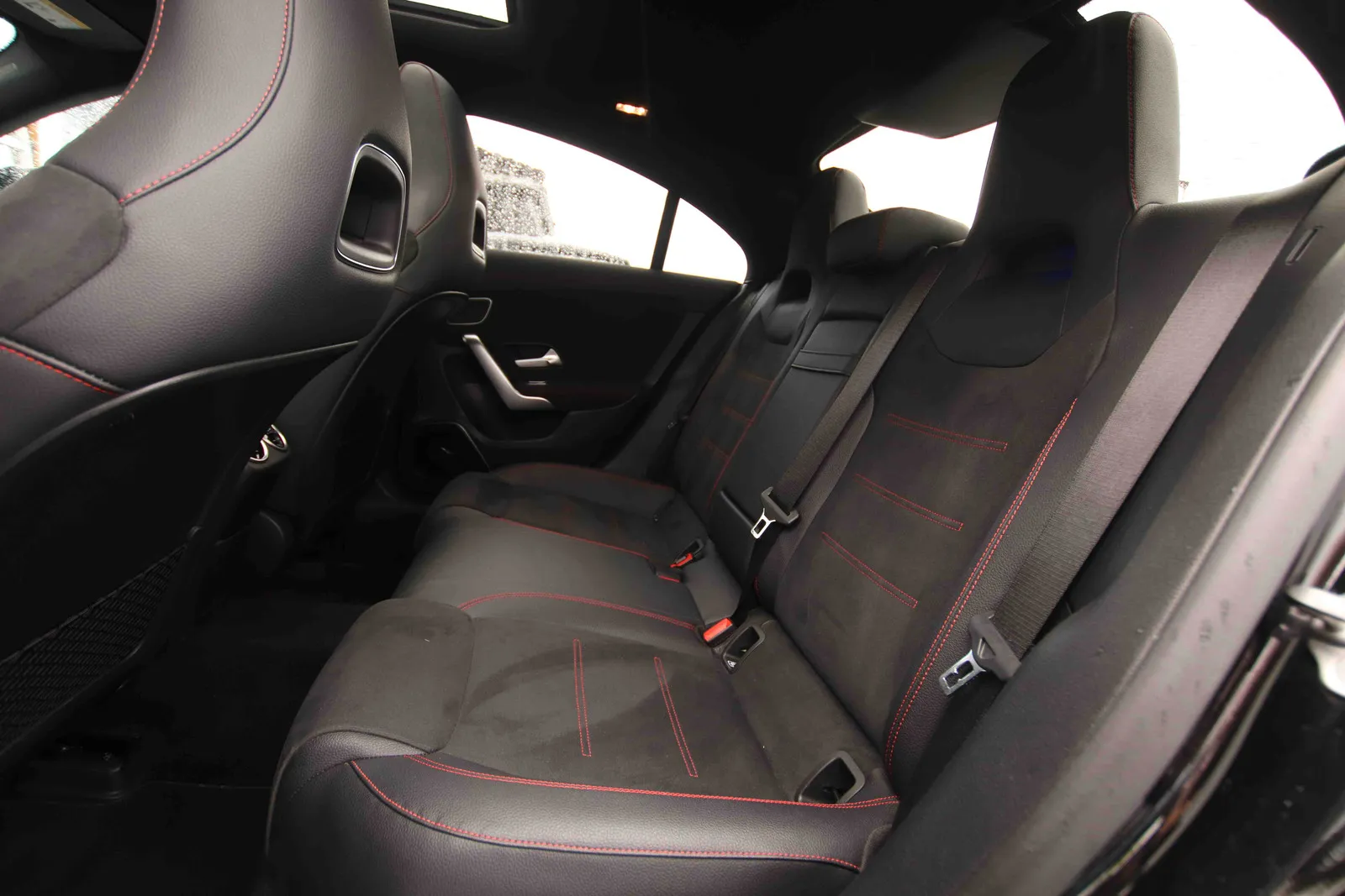 MERCEDES-BENZ CLA II 180 D AMG LINE 7G-DCT - Image 10