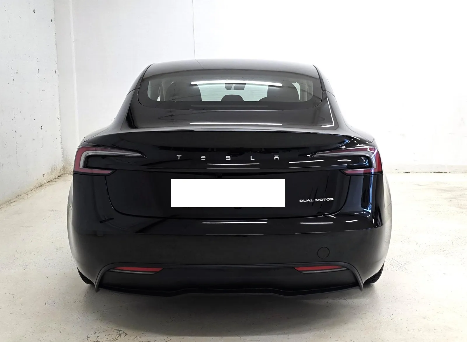 TESLA MODEL 3 HIGHLAND AWD DUAL MOTOR LONG RANGE - Image 8