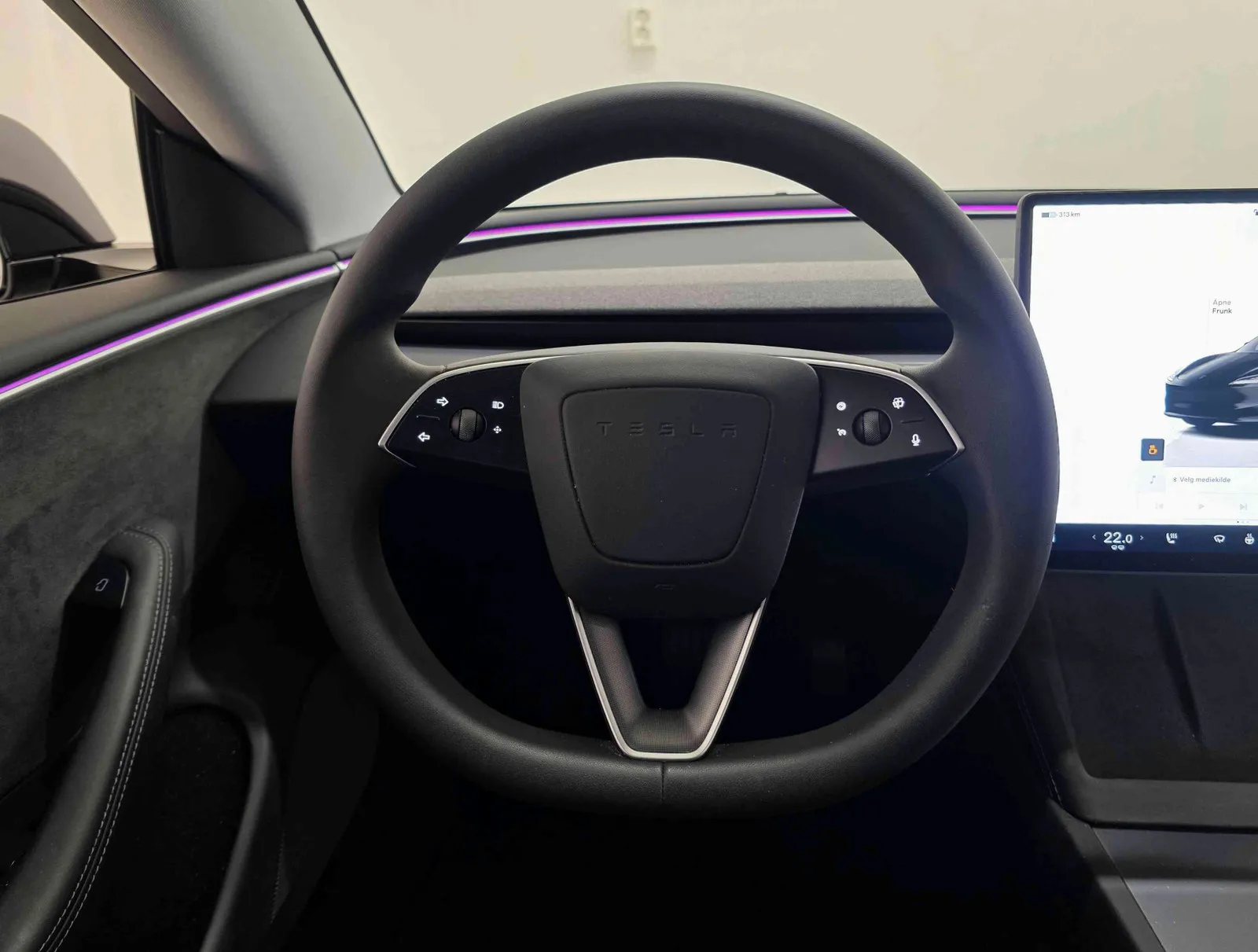 TESLA MODEL 3 HIGHLAND AWD DUAL MOTOR LONG RANGE - Image 19