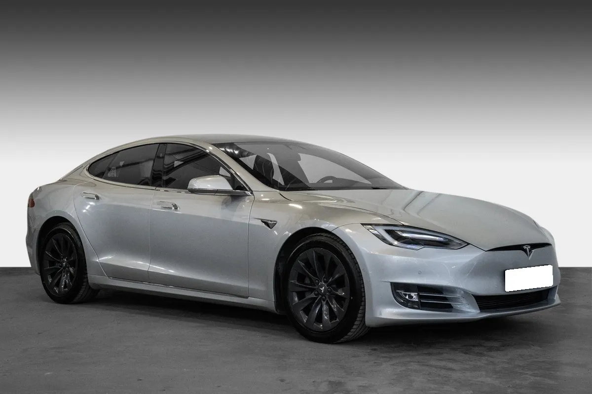 TESLA MODEL S 100D SUPERCHARGE GRATUITE TRANSFERABLE SC01