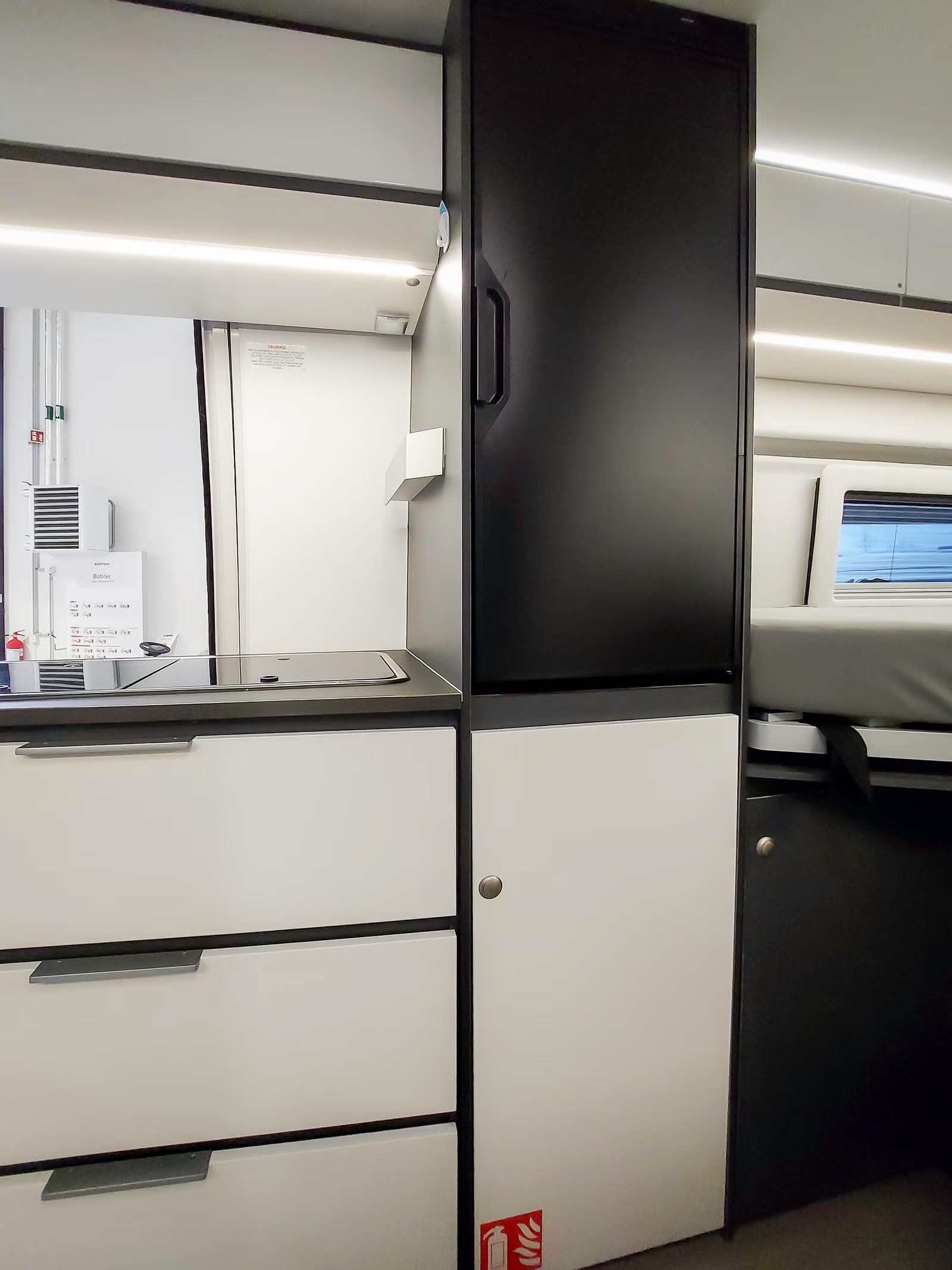 ADRIA TWIN 640 SLB SUPREME - Image 12