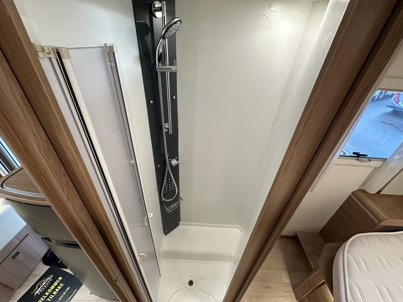 RAPIDO 696 F PREMIUM EDITION - Image 17