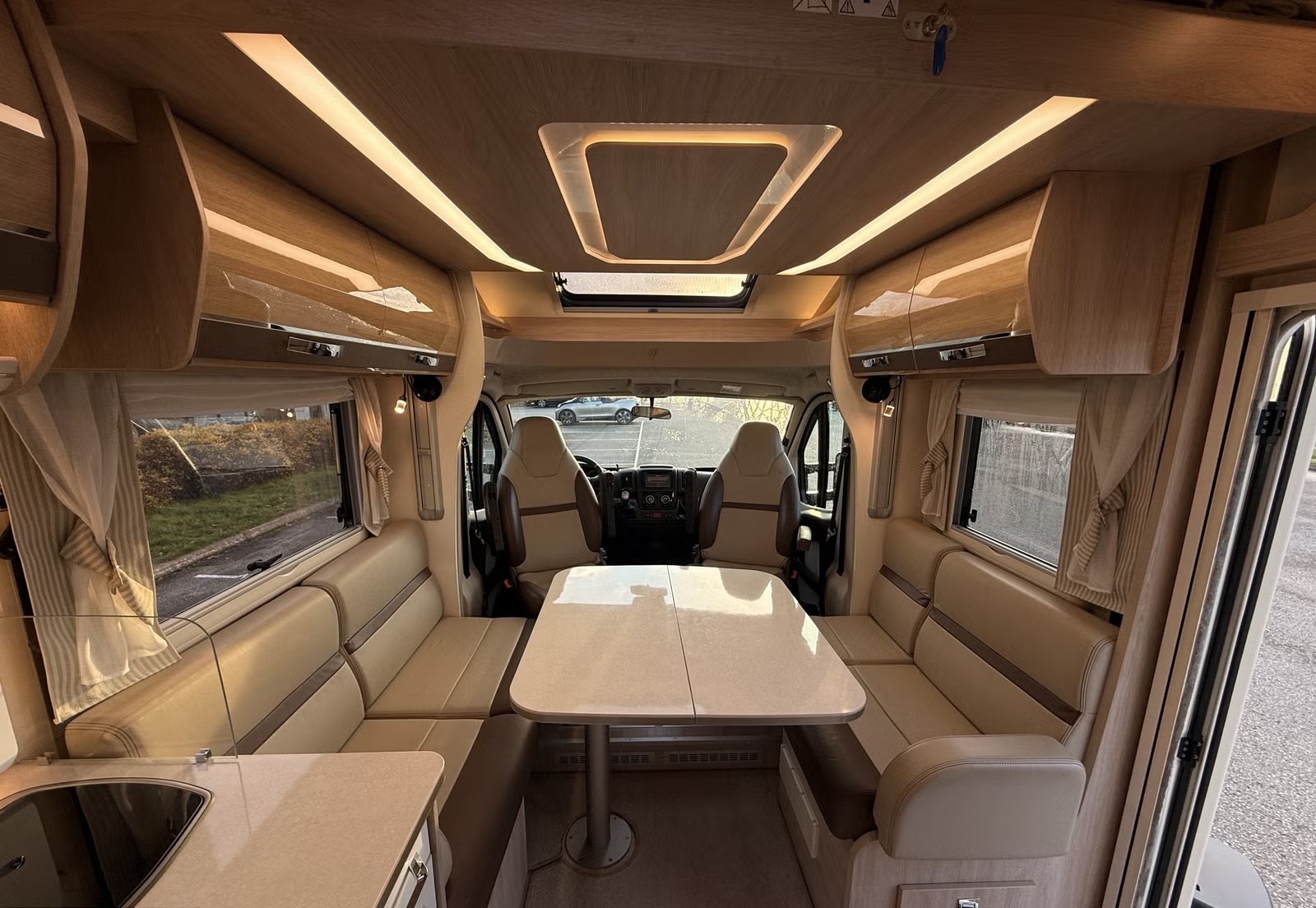 RAPIDO 7096 F - Image 11