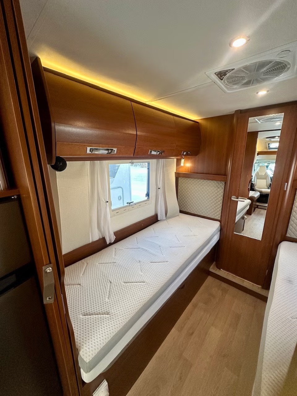 RAPIDO S6 665F - Image 18