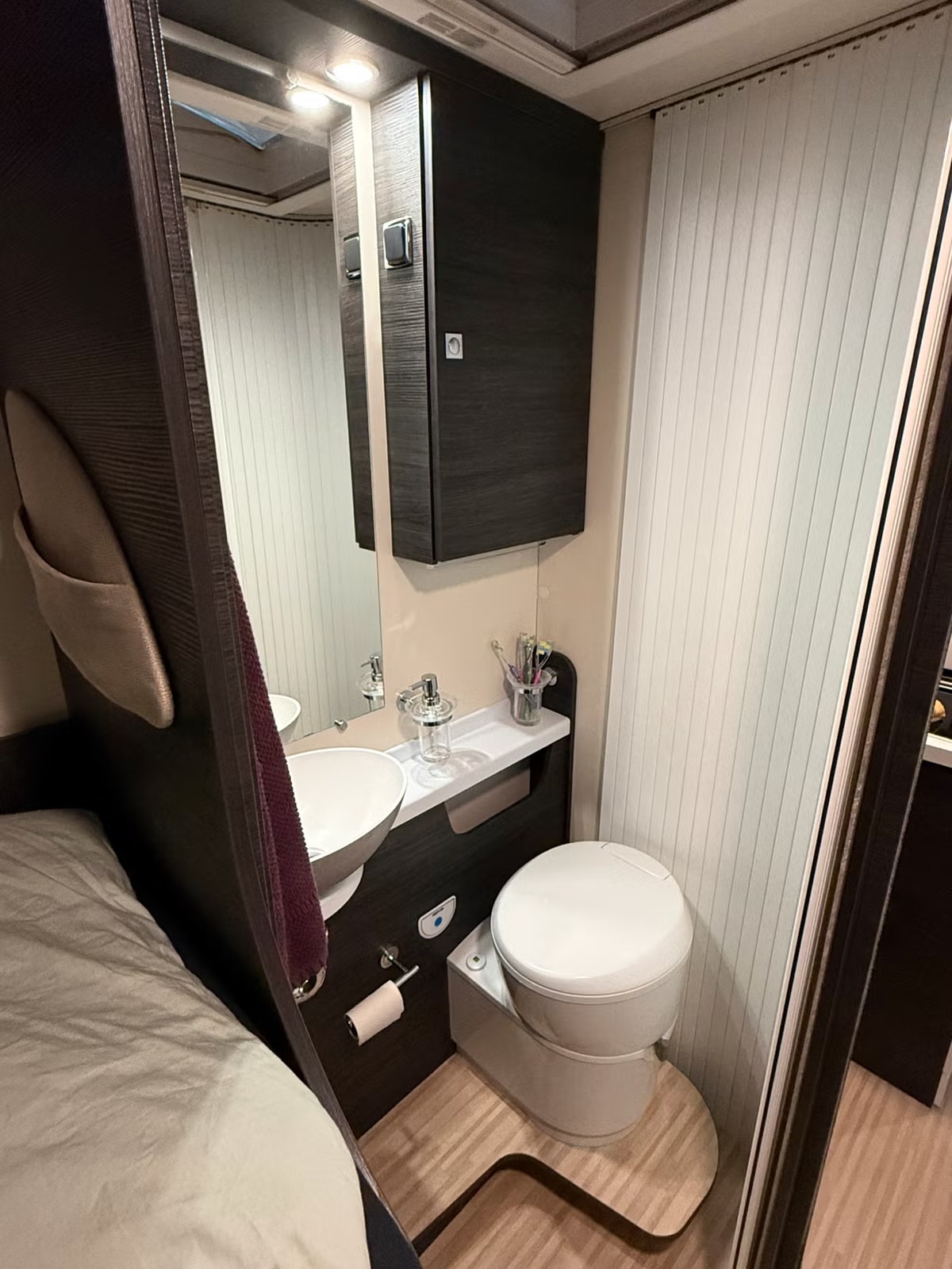 BENIMAR MILEO 263 - Image 19